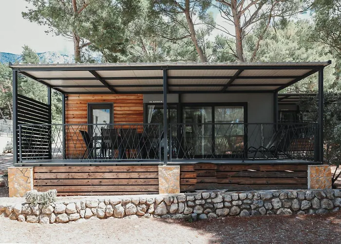 Apartamento And Mobile Homes Makarska