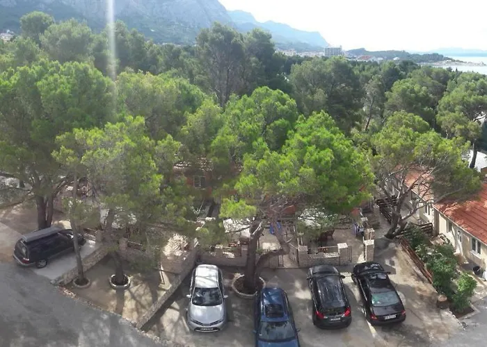 Apartamento And Mobile Homes Makarska