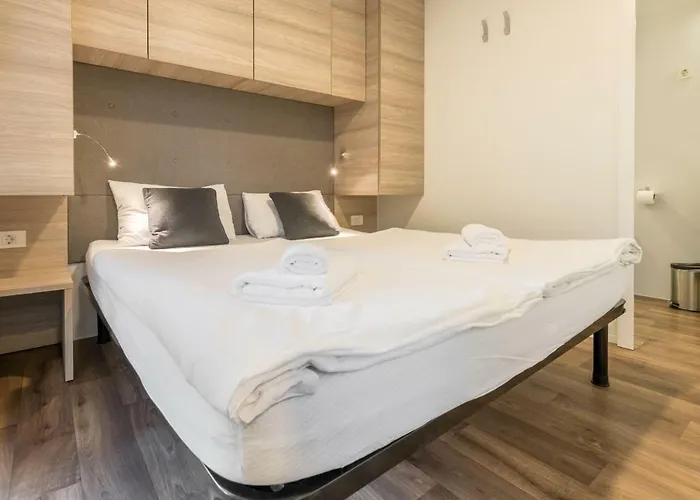 Apartamento And Mobile Homes *